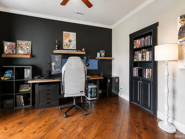 7737 Tavalon Drive, Evansville, IN 47715