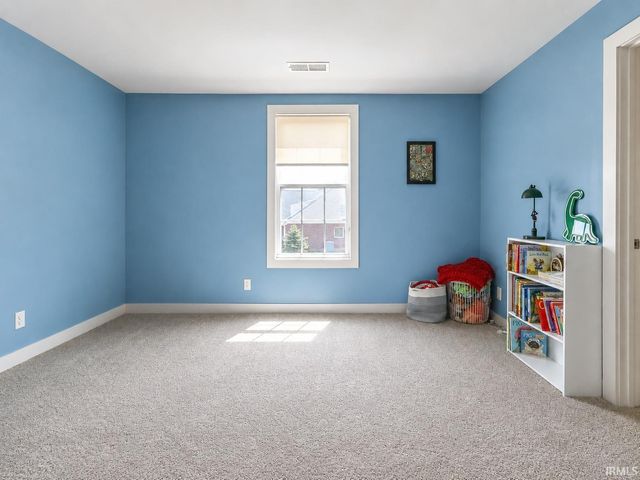 7737 Tavalon Drive, Evansville, IN 47715