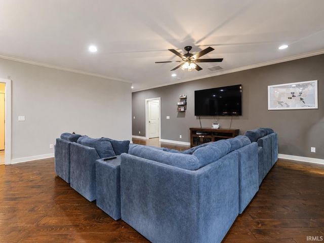 7737 Tavalon Drive, Evansville, IN 47715
