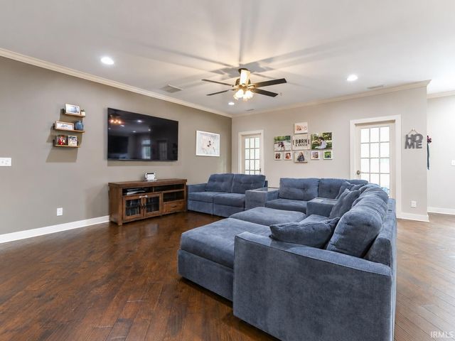 7737 Tavalon Drive, Evansville, IN 47715