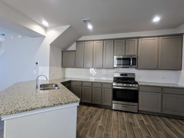 196 Martha LN, Kyle, TX 78640