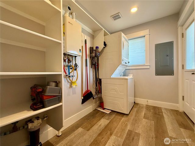 419 N Portal Loop SW, Ocean Shores, WA 98569