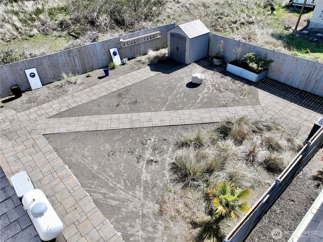 419 N Portal Loop SW, Ocean Shores, WA 98569