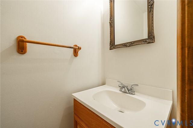 607 Dale St, Henrico, VA 23075