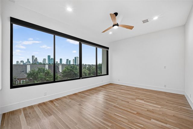 807 Memorial Heights Drive, Houston, TX 77007
