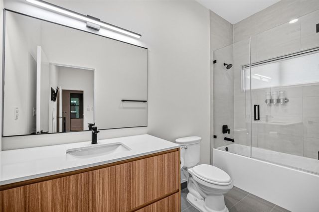 807 Memorial Heights Drive, Houston, TX 77007