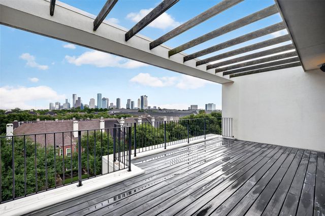 807 Memorial Heights Drive, Houston, TX 77007
