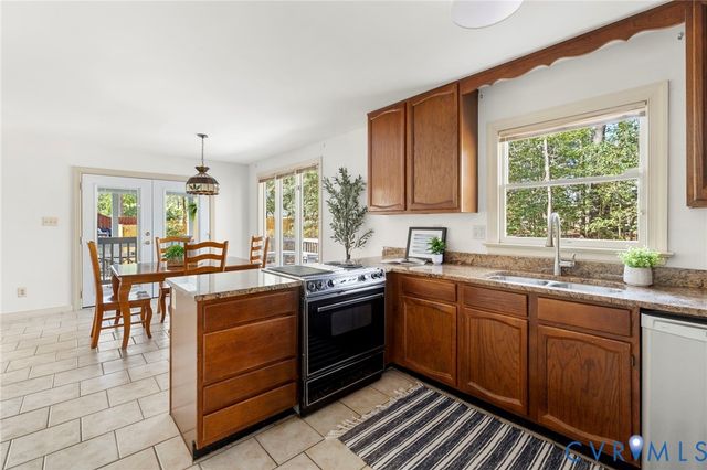 9610 Wildbriar Ln, Henrico, VA 23229