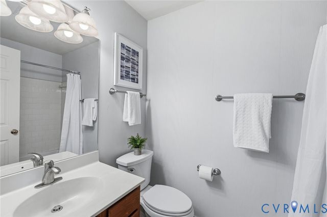 9610 Wildbriar Ln, Henrico, VA 23229