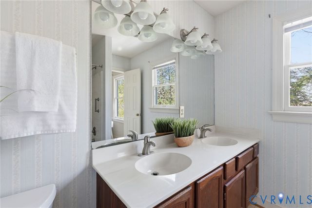 9610 Wildbriar Ln, Henrico, VA 23229