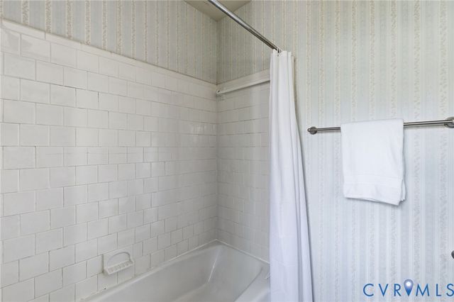 9610 Wildbriar Ln, Henrico, VA 23229