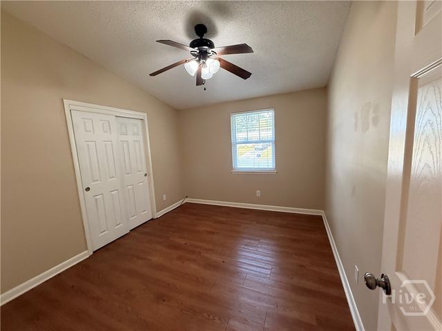 421 Barnhill Drive, Savannah, GA 31406