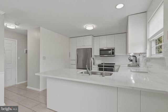 7 KERRIN RD, Bear, DE 19701