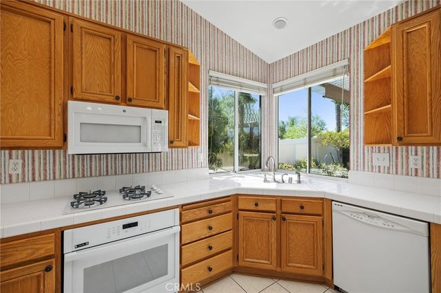 32176 Corte Florecita, Temecula, CA 92592