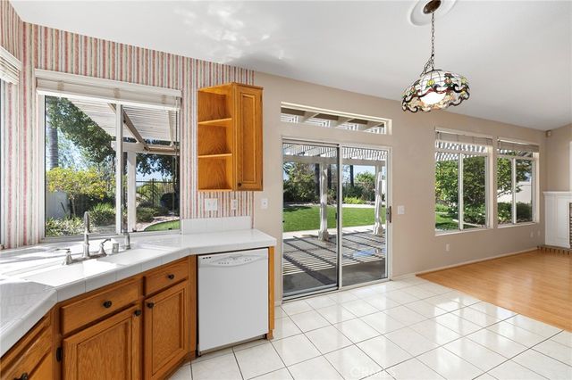 32176 Corte Florecita, Temecula, CA 92592