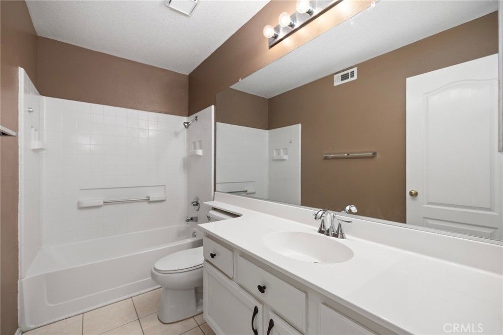 Image 23 of property listing at 32176 Corte Florecita, Temecula, CA 92592