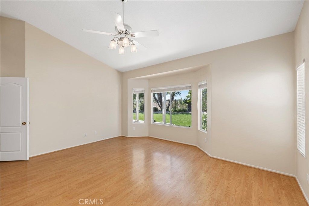 Image 26 of property listing at 32176 Corte Florecita, Temecula, CA 92592