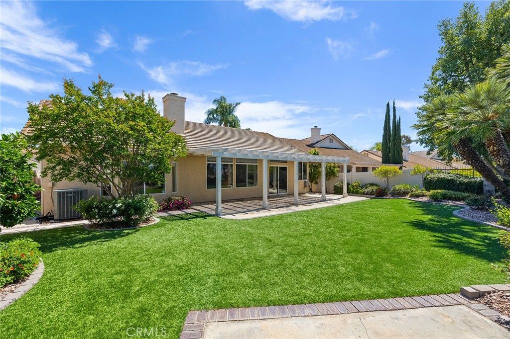 Image 35 of property listing at 32176 Corte Florecita, Temecula, CA 92592