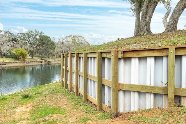 4 County Road 344, Sweeny, TX 77480