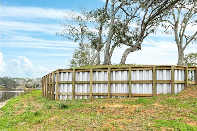 4 County Road 344, Sweeny, TX 77480