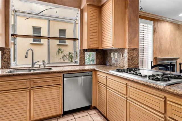 609 21st, Huntington Beach, CA 92648