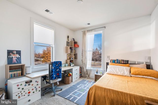 2214 POTOMAC AVE, Alexandria, VA 22301