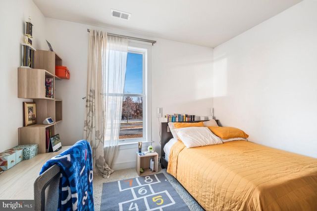 2214 POTOMAC AVE, Alexandria, VA 22301