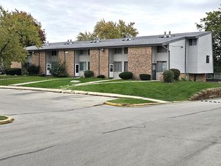 1522 Big Bend ROAD #G, Waukesha, WI 53189