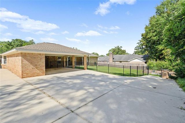 5705 Shain Street, Mobile, AL 36609
