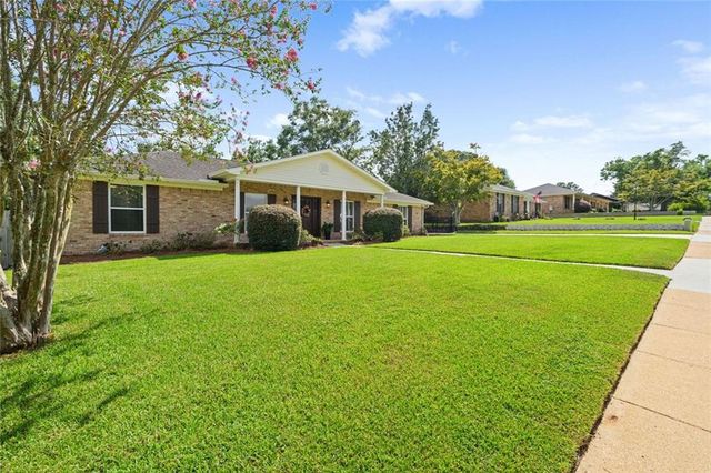 5705 Shain Street, Mobile, AL 36609