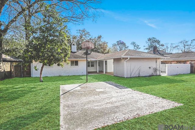 1046 Colonial Dr, Baton Rouge, LA 70806