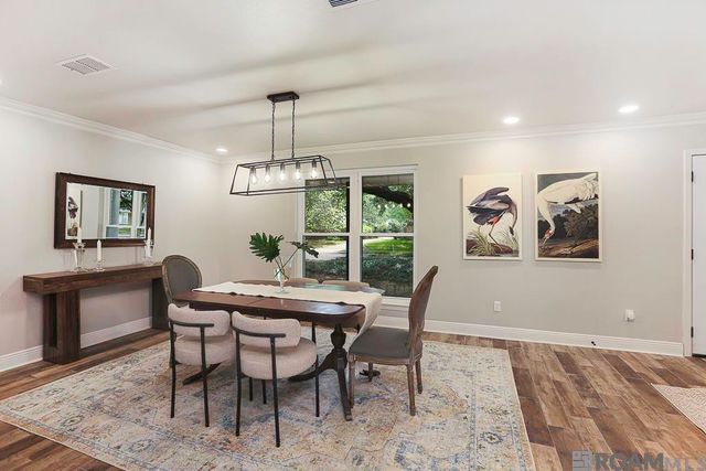 1046 Colonial Dr, Baton Rouge, LA 70806