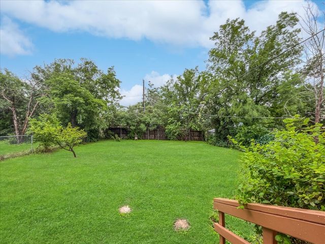 4929 Donnelly Avenue, Fort Worth, TX 76107