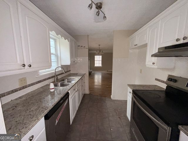 4629 South Woodlake Lane SE, Conyers, GA 30013