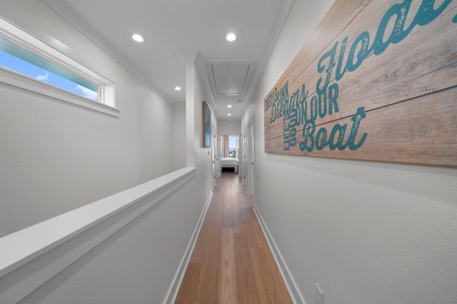 719 Seaside Dr, Crystal Beach, TX 77650