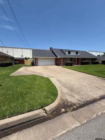 1311 Larkspur, Tyler, TX 75703