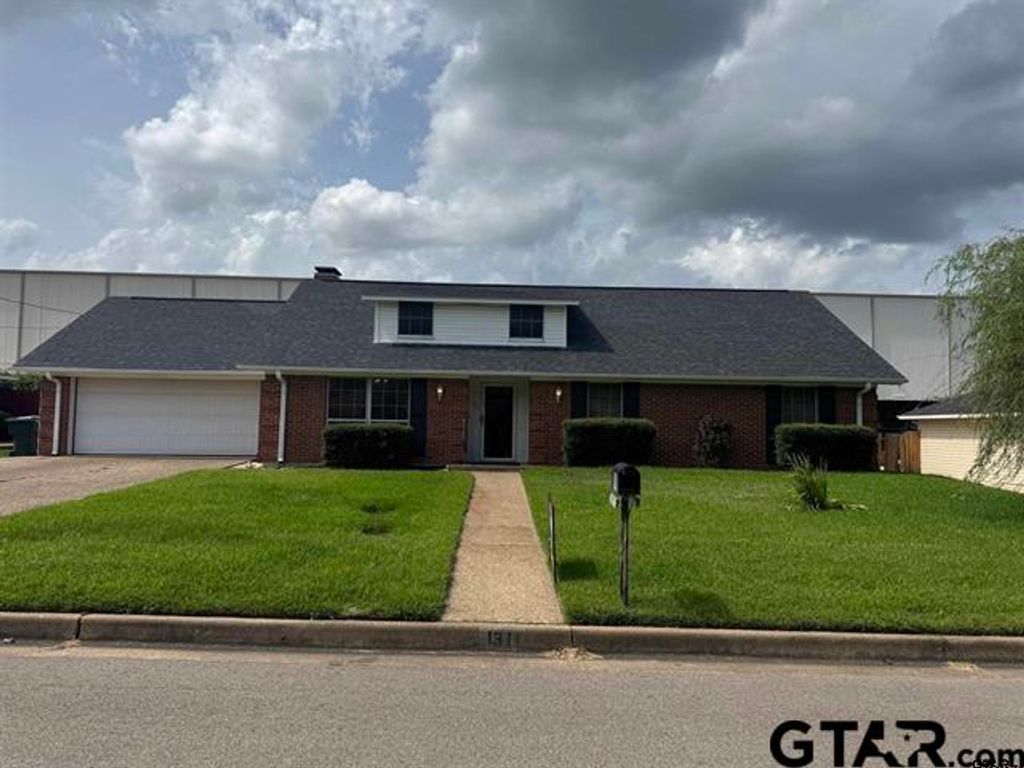 1311 Larkspur, Tyler, TX 75703