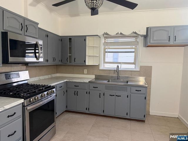 313 Chestnut Street, Kearny, NJ 07032