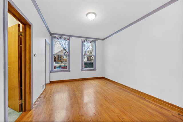 3338 S Bell Avenue, Chicago, IL 60608