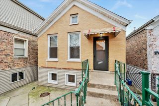 3338 S Bell Avenue, Chicago, IL 60608