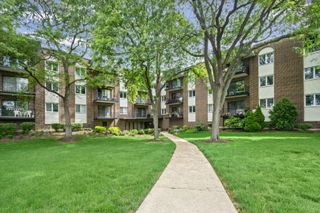 1200 W Northwest Highway 109, Mount Prospect, IL 60056