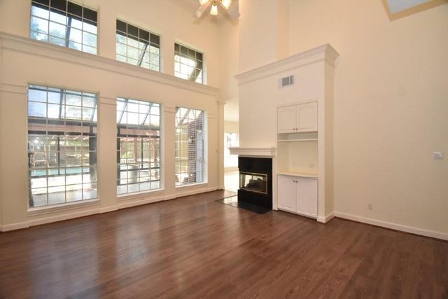 16 Treverstone Court, Sugar Land, TX 77479