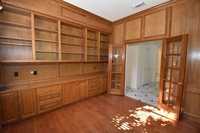 16 Treverstone Court, Sugar Land, TX 77479