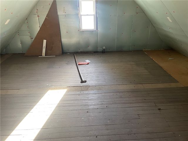 102 Turnbull Ln, Perry Twp, PA 15492