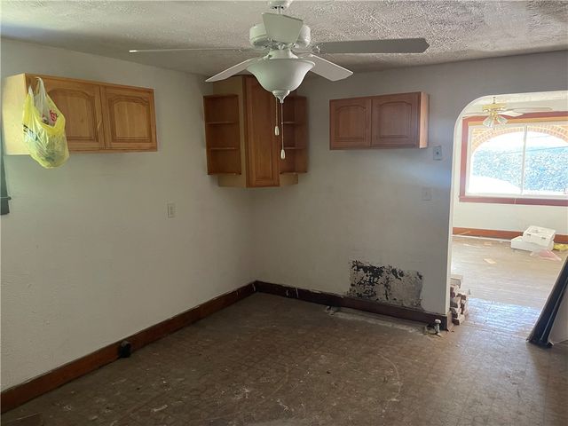 102 Turnbull Ln, Perry Twp, PA 15492