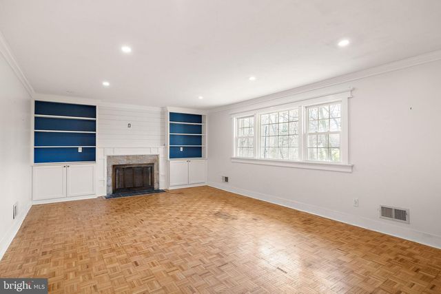 13 CRENSHAW DR, Wilmington, DE 19810