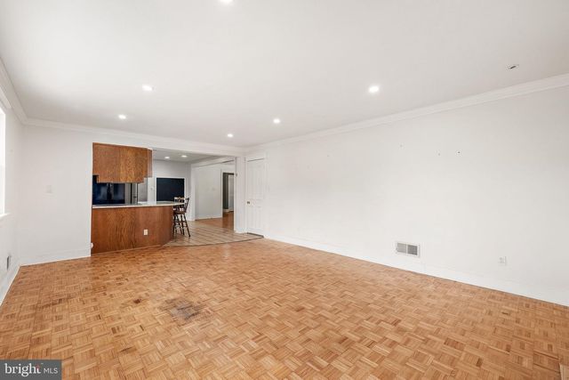 13 CRENSHAW DR, Wilmington, DE 19810