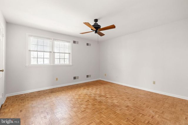 13 CRENSHAW DR, Wilmington, DE 19810