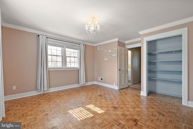 13 CRENSHAW DR, Wilmington, DE 19810