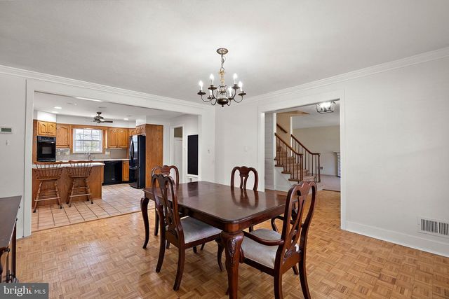 13 CRENSHAW DR, Wilmington, DE 19810